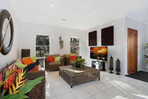 Moorings B Great Holiday Property In The Heart Of Town. - New South Wales Tourism  0