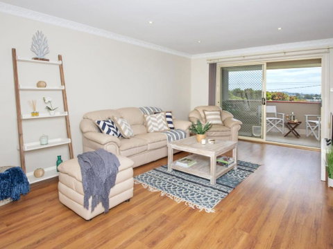 Emerald Coastal Walk Swimming Pool Pet Friendly - New South Wales Tourism  4