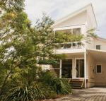 Sea Whispers a real native outlook - New South Wales Tourism 