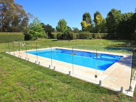 Sarnia Period Home In Garden Oasis With Pool - New South Wales Tourism  4