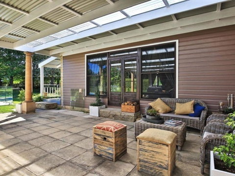 Sarnia Period Home In Garden Oasis With Pool - New South Wales Tourism  5