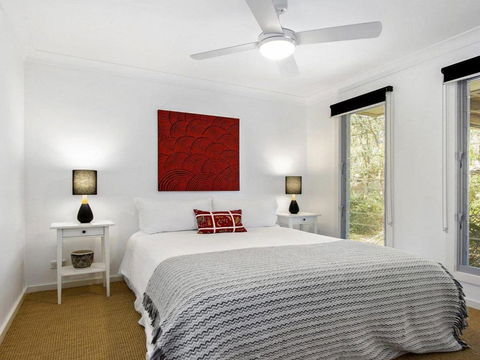 Sunshine Beach House 25 Metre Walk To The Beach - New South Wales Tourism  6