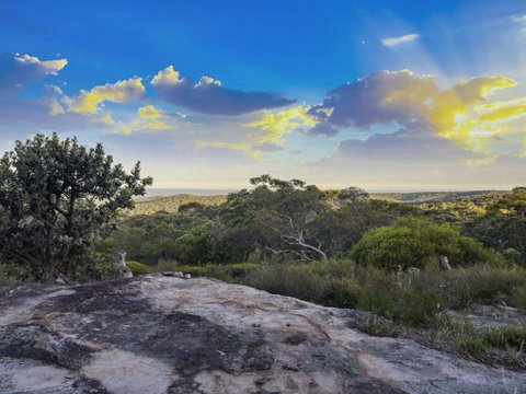 Sydney View 70km From Sydney 1000km From Care! - New South Wales Tourism  6