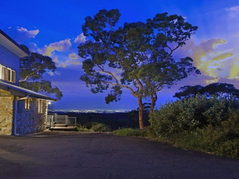 Sydney View 70km From Sydney 1000km From Care! - New South Wales Tourism  5