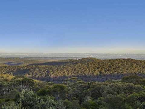 Sydney View 70km From Sydney 1000km From Care! - New South Wales Tourism  1