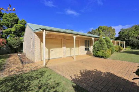 Perfect Getaway Hervey Bay - New South Wales Tourism  5