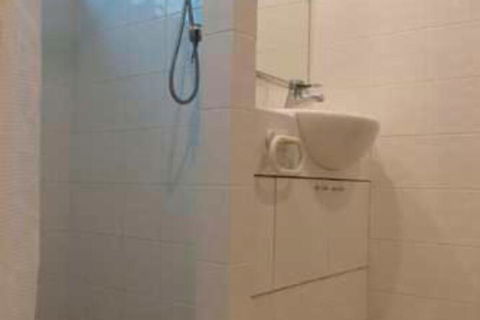 Absolute Beachfront Mooloolaba - New South Wales Tourism  7