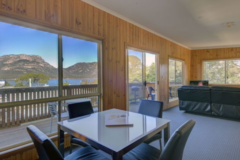 Freycinet Sanctuary 4 - New South Wales Tourism  5