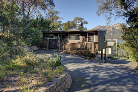 Freycinet Sanctuary 4 - New South Wales Tourism  1