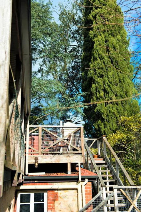 Adelaide Hills Camellia Cottage WiFi - New South Wales Tourism  2