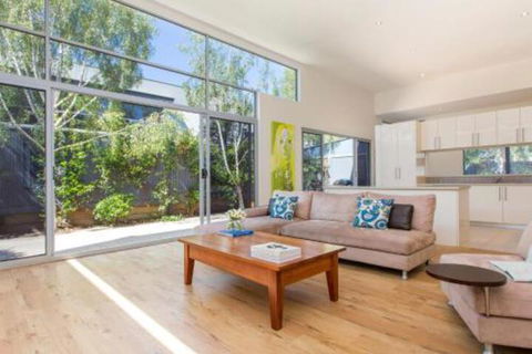 PALM COURT RETREAT MORNINGTON - New South Wales Tourism  5