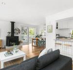 PERIWINKLE MOUNT MARTHA - New South Wales Tourism 