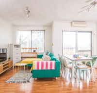 Simple Comfort 2bed1bath Unit in Meadowbank - New South Wales Tourism 