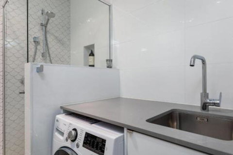 Studio By The Bay :: Jervis Bay Rentals - New South Wales Tourism  5