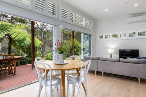 Studio By The Bay :: Jervis Bay Rentals - New South Wales Tourism  4