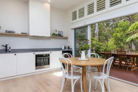 Studio By The Bay :: Jervis Bay Rentals - New South Wales Tourism  2
