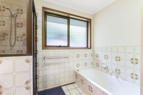 Vintage Cuddle Guest House - New South Wales Tourism  6