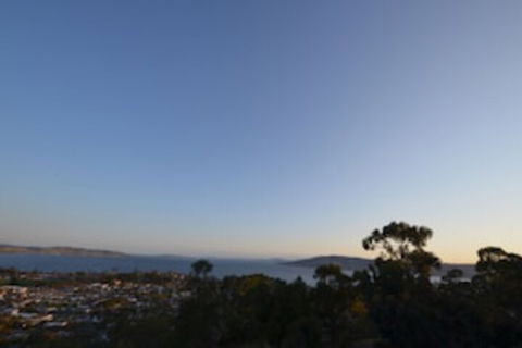 Hilltop House - New South Wales Tourism  0