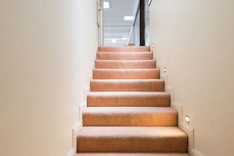 Hilltop House - New South Wales Tourism  2