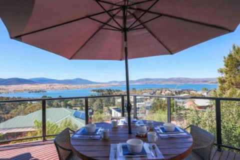Snowy Mountains Townhouse - New South Wales Tourism  6