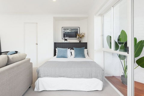 Ultimate Bondi Living - New South Wales Tourism  3