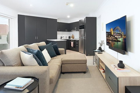 Ultimate Bondi Living - New South Wales Tourism  1
