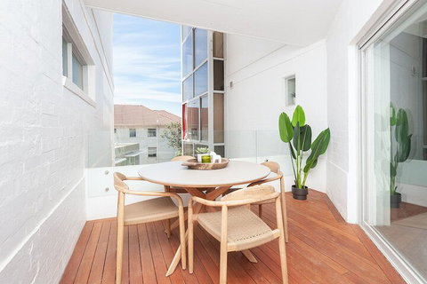 Ultimate Bondi Living - New South Wales Tourism  7