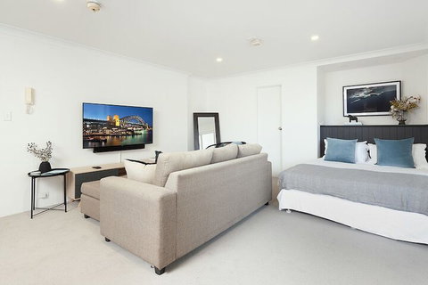 Ultimate Bondi Living - New South Wales Tourism  2