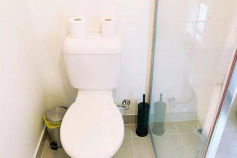 Comfortable 4BR 2Bath House Tarneit Melbourne???? - New South Wales Tourism  0