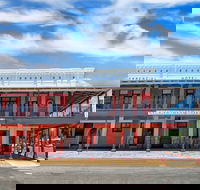 Commercial Hay Hotel - New South Wales Tourism 