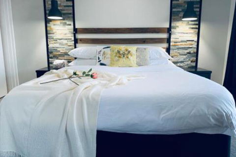 The Silvermoon Villa Private Villa - New South Wales Tourism  2