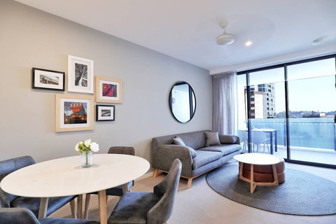 Ultimate Prestige 2bed2bath Hamiltonapt - New South Wales Tourism  5