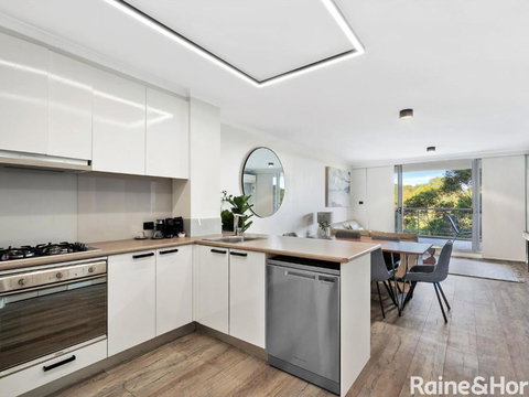 The Sanctuary #363 363 / 80 John Whiteway Drive - New South Wales Tourism  6