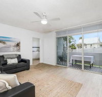 WAVES on MAIN 4 / 1 MAIN STREET - New South Wales Tourism 