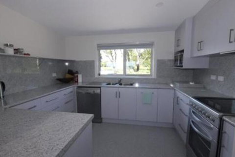 Umtali Beach House - New South Wales Tourism  0