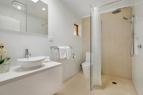 Family Fun Retreat With Spa - New South Wales Tourism  4