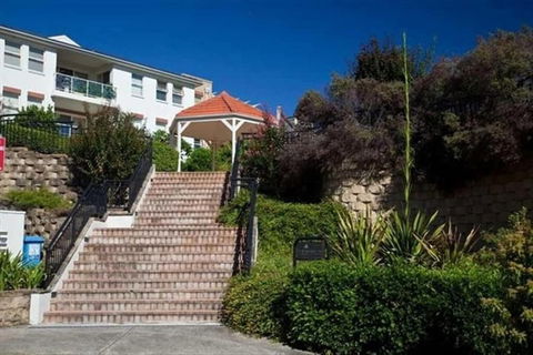 HC102 Karrabee Avenue Huntleys Cove - New South Wales Tourism  1