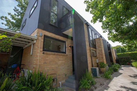 Designer Taste 2BR Townhouse@hawthorn - New South Wales Tourism  2