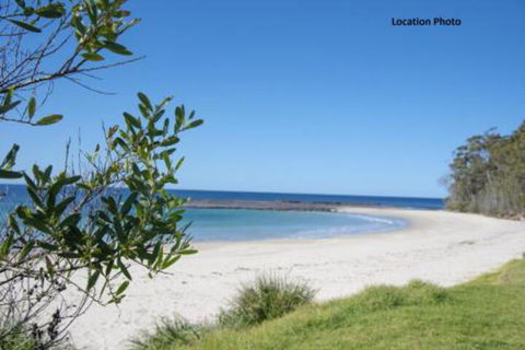 Mitchell Pde 71 Mollymook - New South Wales Tourism  0