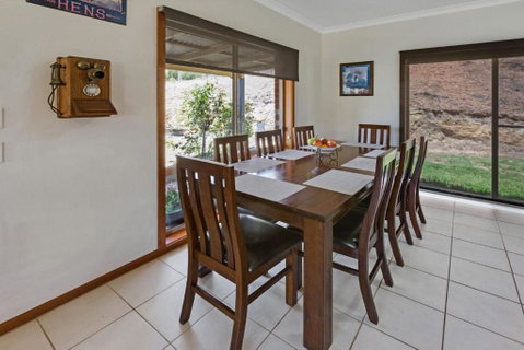Mt Taylor Country Retreat 15 Minutes To Bairnsdale - New South Wales Tourism  3