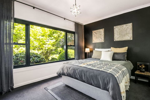 Magnolias On Mernda - New South Wales Tourism  5