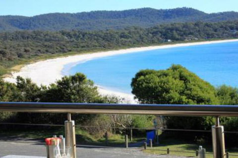 BAY Of FIRES BEACH SHACK Ocean Views From A Modern Beachhouse - New South Wales Tourism  6
