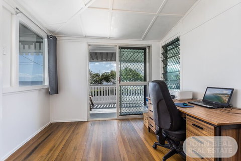 Brighton Waterfront Beach House - New South Wales Tourism  7