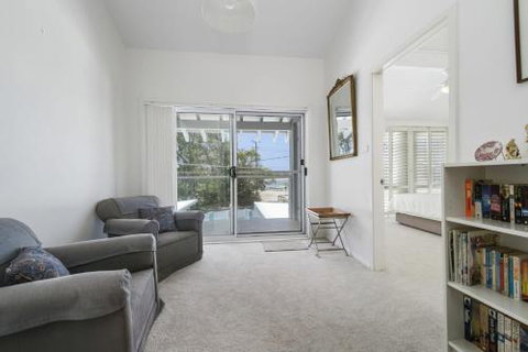 The Lake House With Swimming Pool - New South Wales Tourism  5