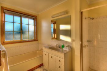 Freycinet Villa 2 - New South Wales Tourism  4