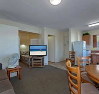 Blue Vista Unit 7 / 13 Victoria Parade - New South Wales Tourism 