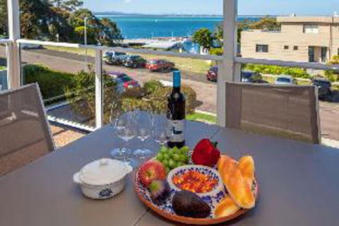 Portofino Unit 4 / 7 Laman Street - New South Wales Tourism  1