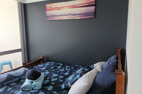 Oceanfront In Surfers Paradise Retreat - New South Wales Tourism  7