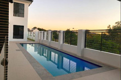 Luxury House Collection Six Beds - New South Wales Tourism  1