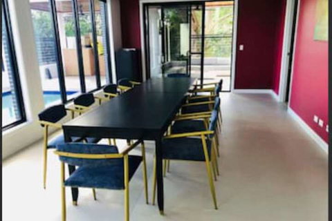 Luxury House Collection Six Beds - New South Wales Tourism  5